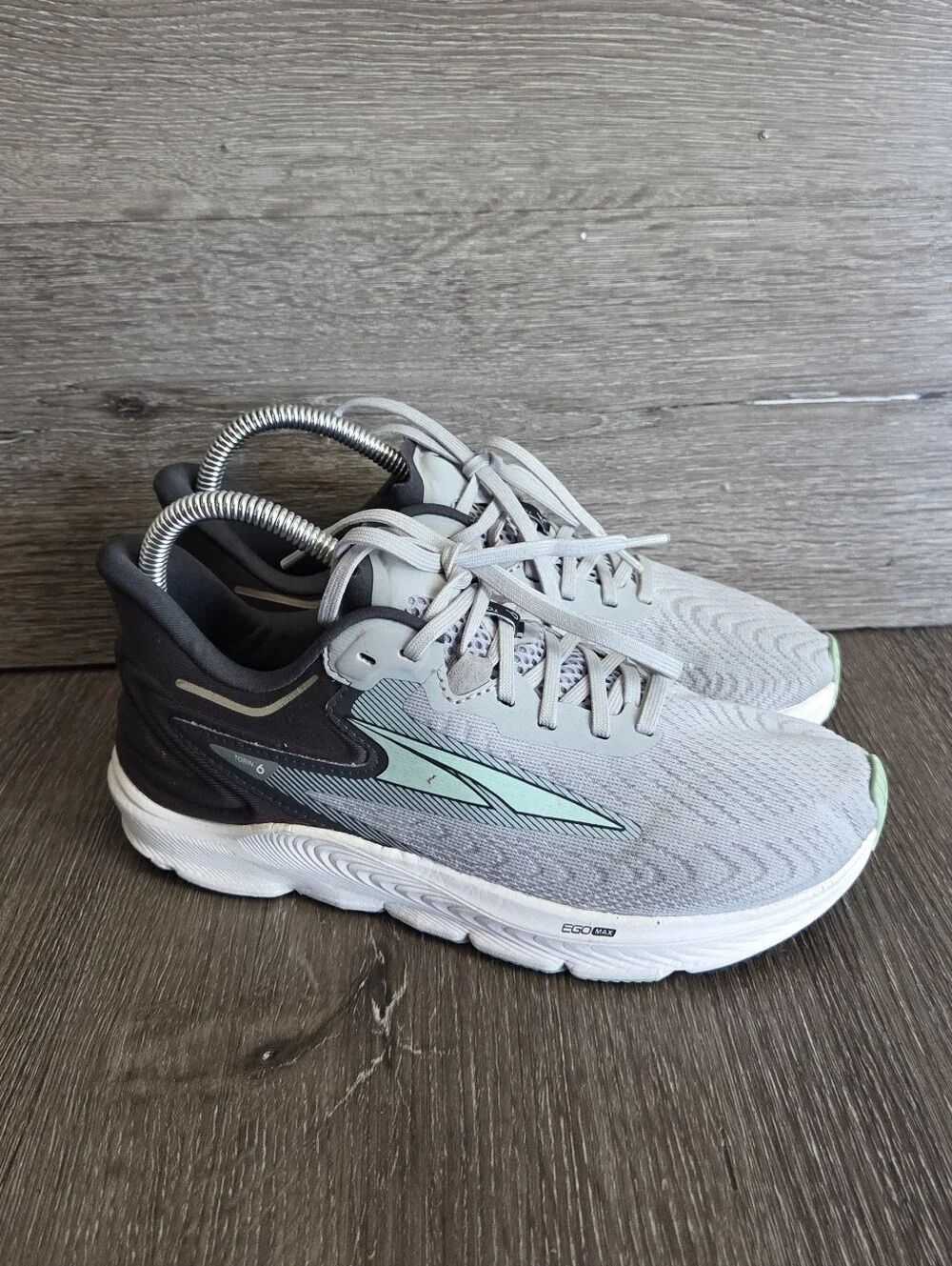 AltraβWomen's Torin 6 Road Running Shoes Size 6.5